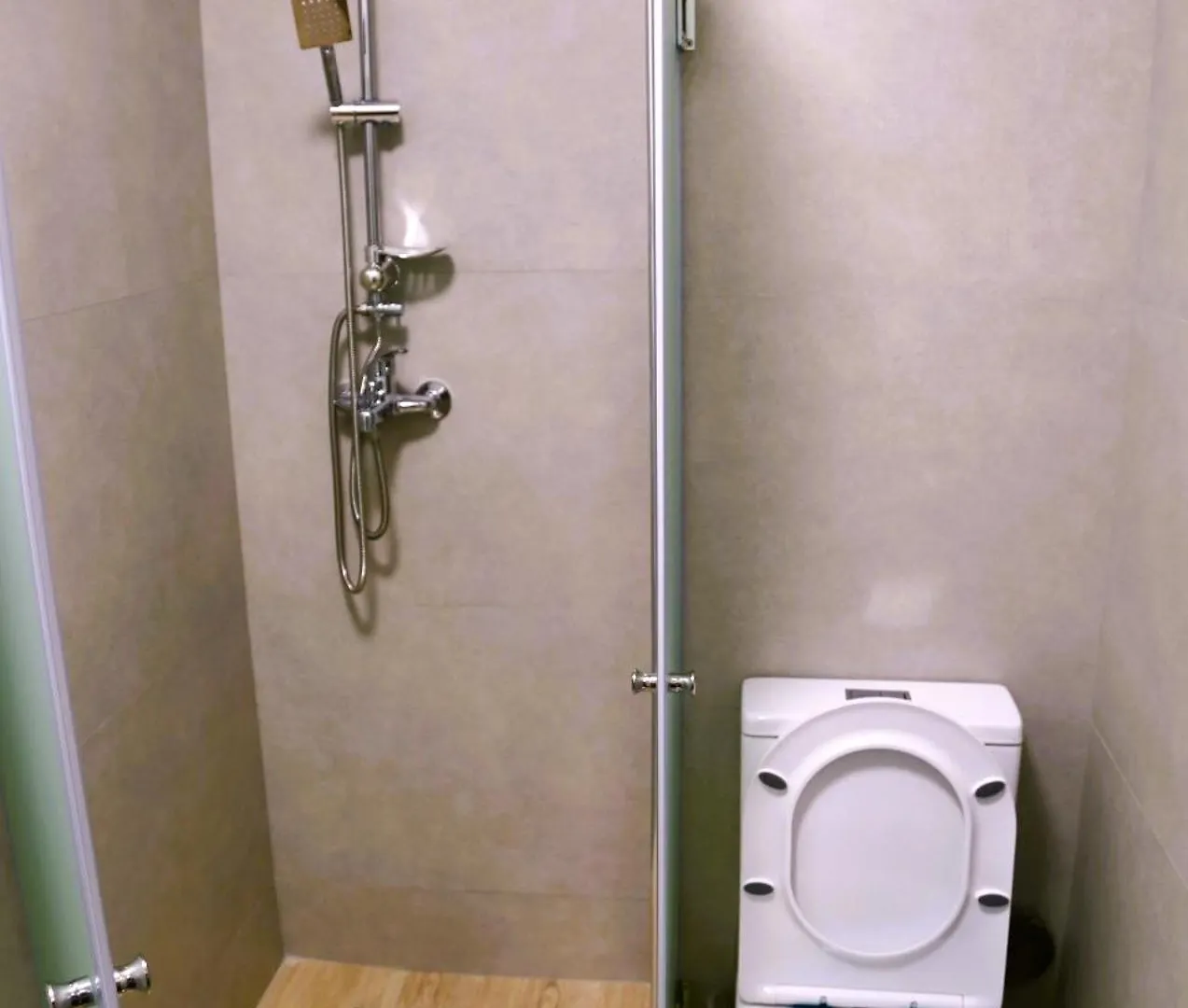 Stylish Studio In Central Tirana, 3B 0*, Tirana