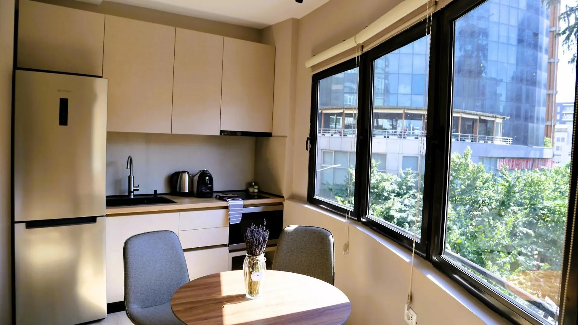 Appartement Stylish Studio In Central Tirana, 3B Albanië